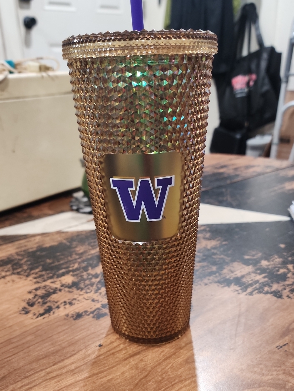 Starbucks 2022 UW Gold Tumbler Cup 24oz Venti New Washington Huskies